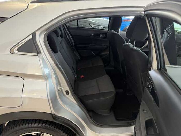 Mitsubishi Eclipse Cross Plug-In Hybrid 4WD Basis