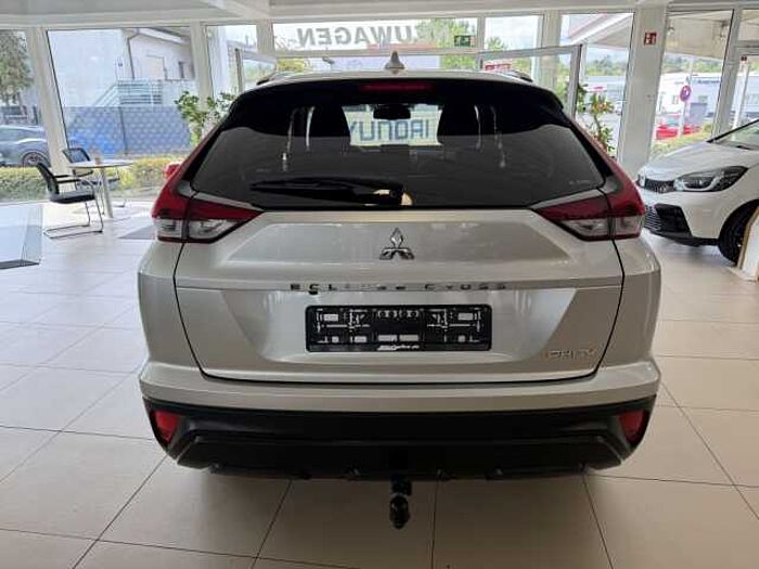 Mitsubishi Eclipse Cross Plug-In Hybrid 4WD Basis