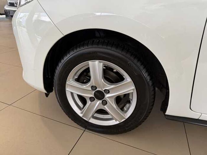 Mitsubishi Space Star 1.0 Intro Edition ab 2013