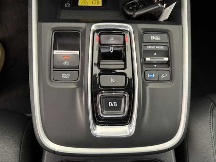 Honda CR-V e: PHEV 2.0 i-MMD Hybrid 2WD Advance Tech