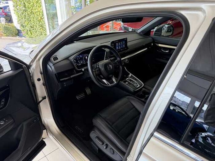 Honda CR-V e: PHEV 2.0 i-MMD Hybrid 2WD Advance Tech