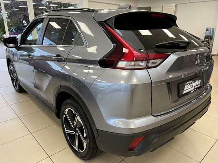 Mitsubishi Eclipse Cross Plug-In Hybrid 4WD Plus Select